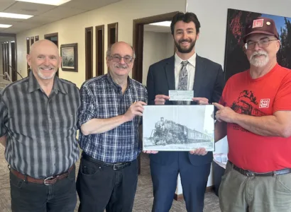 Gladstone Lions donate to nonprofit for steam engine